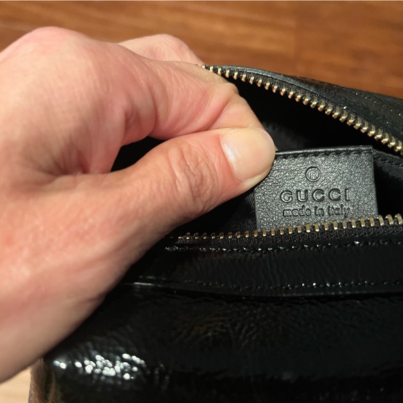 EUC Gucci SoHo Cosmetic Bag - Picture 9 of 10